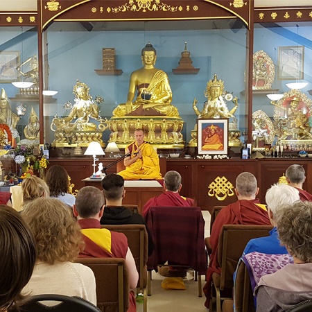 Gen Lakpa teaching at the Kadampa Meditation Centre in Toronto