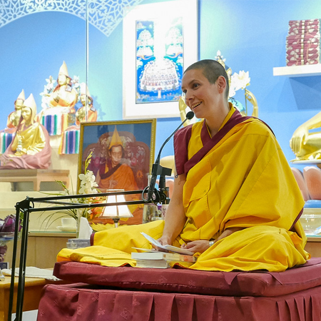 Gen Chögyan teaching at the Kadampa Meditation Centre in Montreal